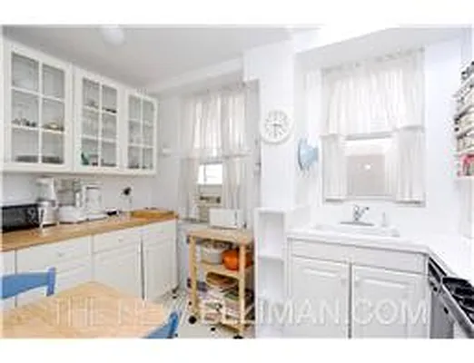 Sold by Douglas Elliman | media 5