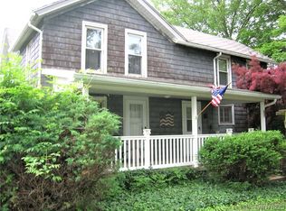 5869 Robinson Rd, LOCKPORT, NY 14094