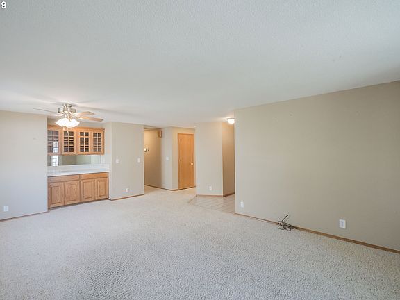 4th image of 2607 NE 99th Ave