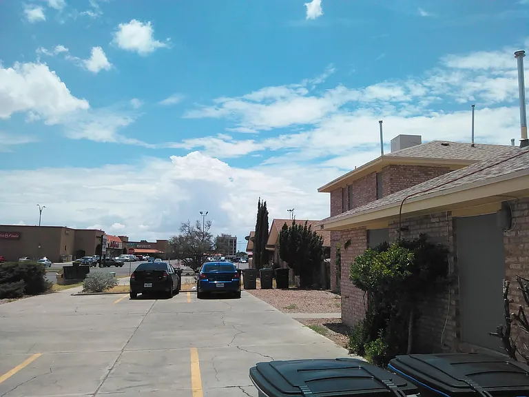 2001 Amy Sue Dr #A — Photo 5