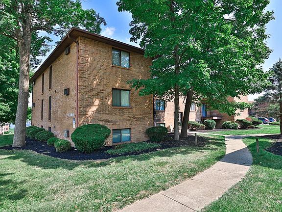 2nd image of 5466 Camelot Dr APT 13