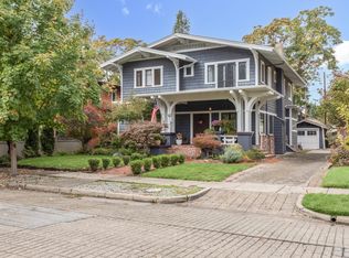 19 Geneva St, Medford, OR 97504