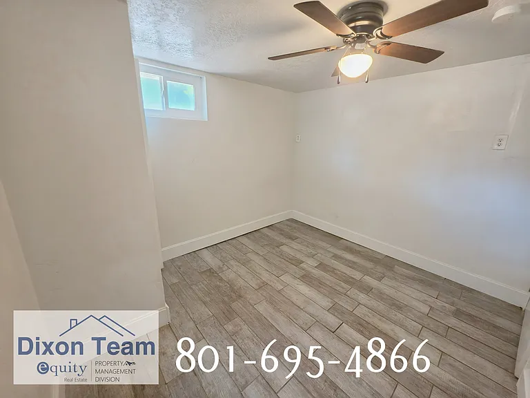 1284 E 22nd St — Photo 18