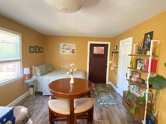 2nd image of 3169 Juniper St