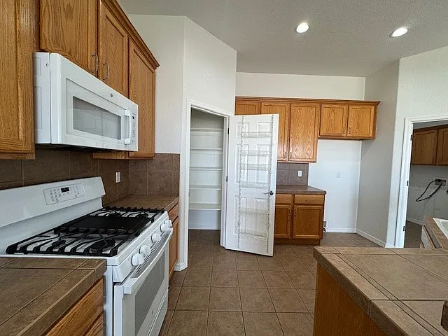 2879 Fort Mojave Dr — Photo 16