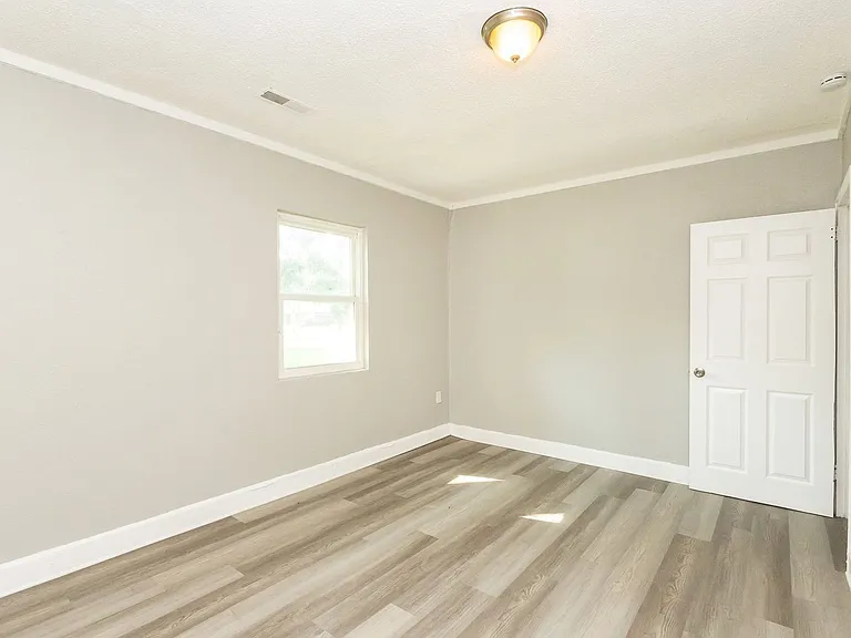 1823 Wilson St #A — Photo 11