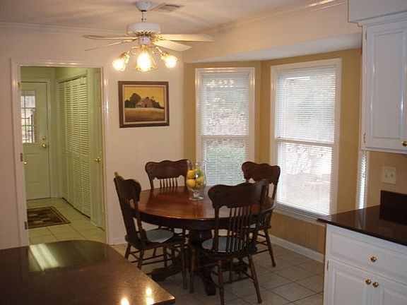 Open Breakfast w/ bar