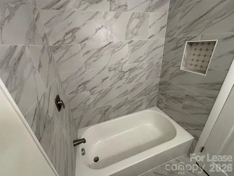 2627 Dora Dr — Photo 35