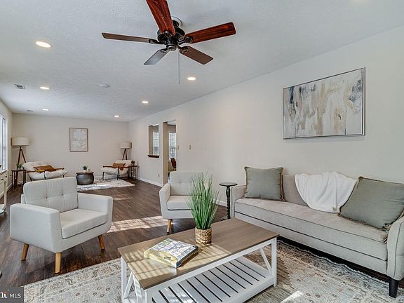 3rd image of 23295 White Elm Ct