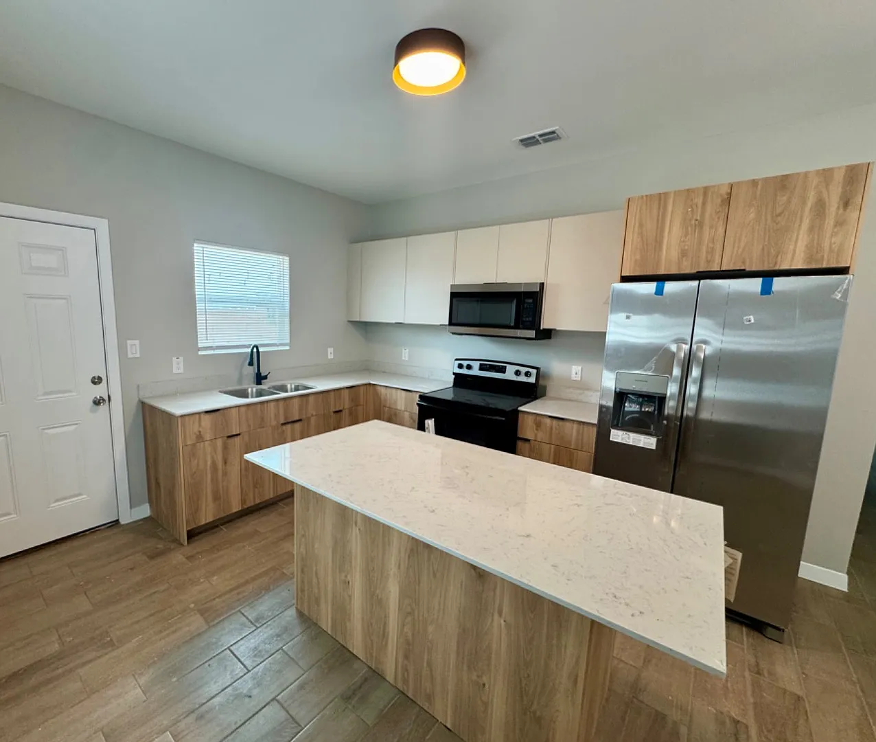 116 W Diamond Ave - Apt. 1 — Photo 1