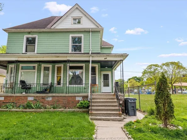 719 Church St, Windsor, ON N9A 4T5