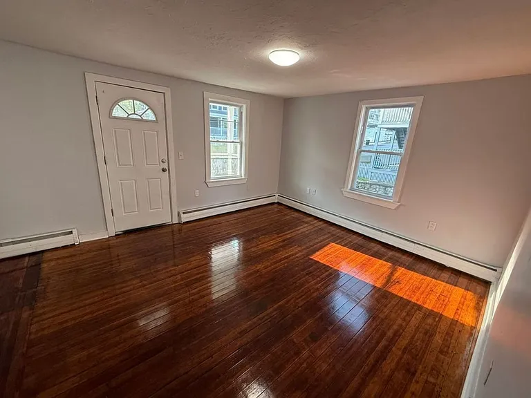 88 Cross St #2 — Photo 2