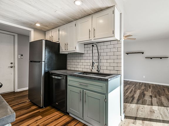 2nd image of 315 Elmead Ct APT 3017