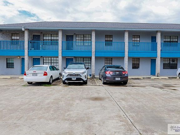 3rd image of 524 Jose Marti Blvd