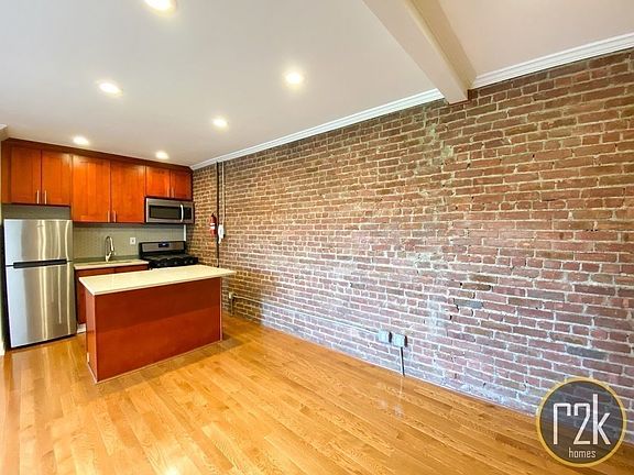 4th image of 31-09 21st Ave #D1