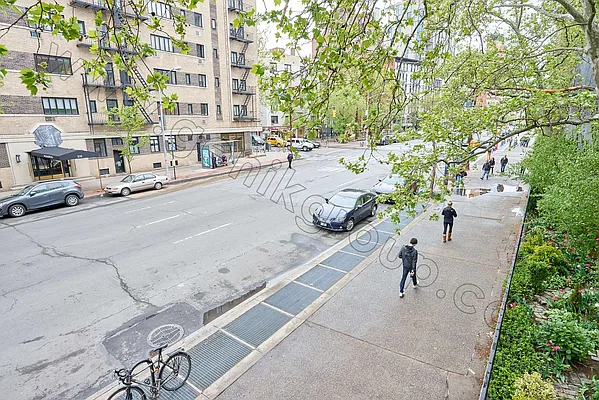 Rented by Genik Group Corp | media 18