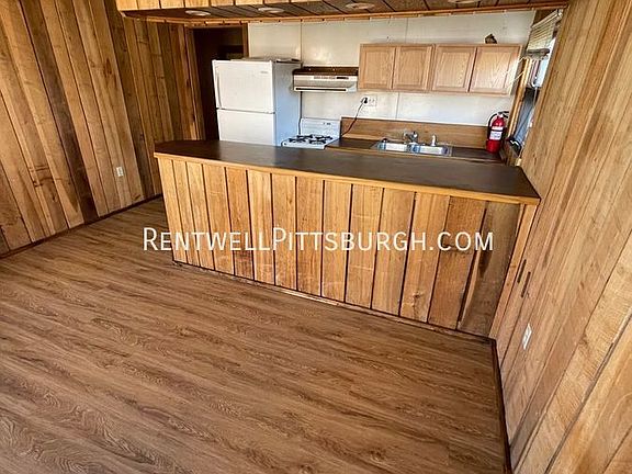 3rd image of 200 S Pennsylvania Ave Unit 204C