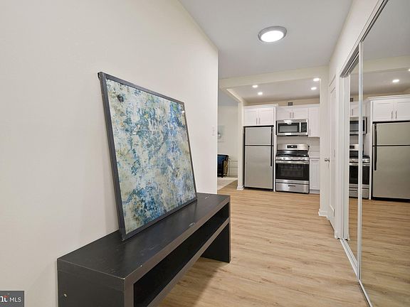 3rd image of 4515 Willard Ave #1621-S