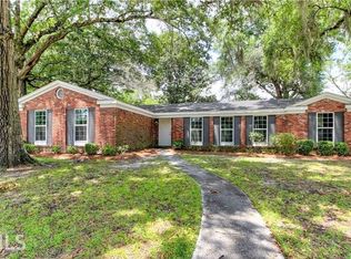 302 W 4th St, Springfield, GA 31329