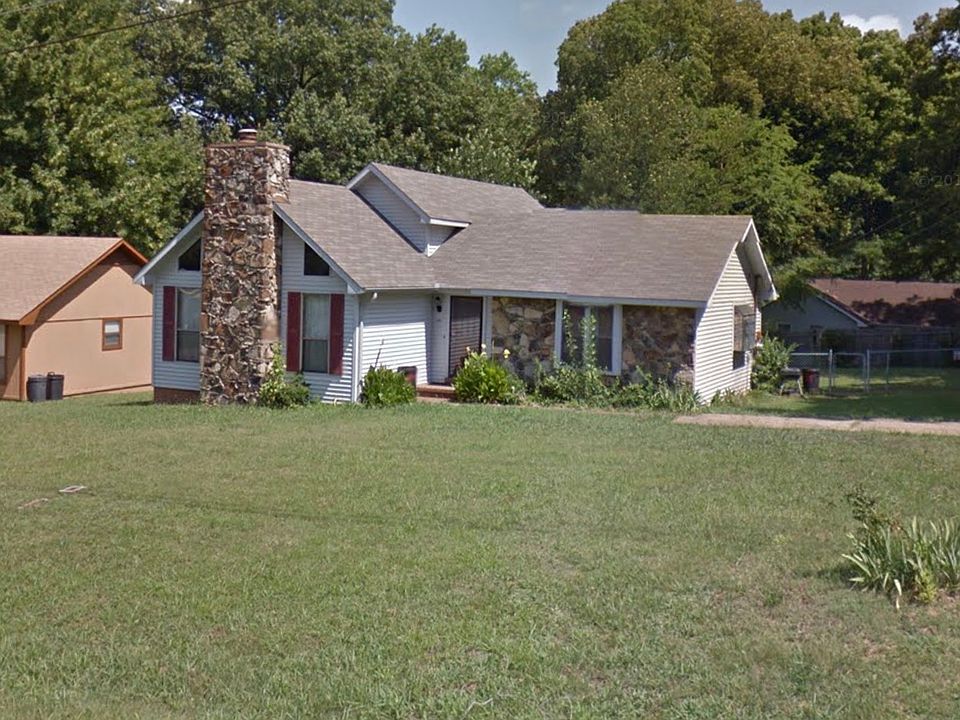 2nd image of 149 Holiday Dr