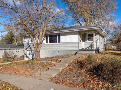 806 S Avenue C, Washington, IA, 52353