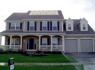 158 Winding Hill Dr, Elgin, IL 60124