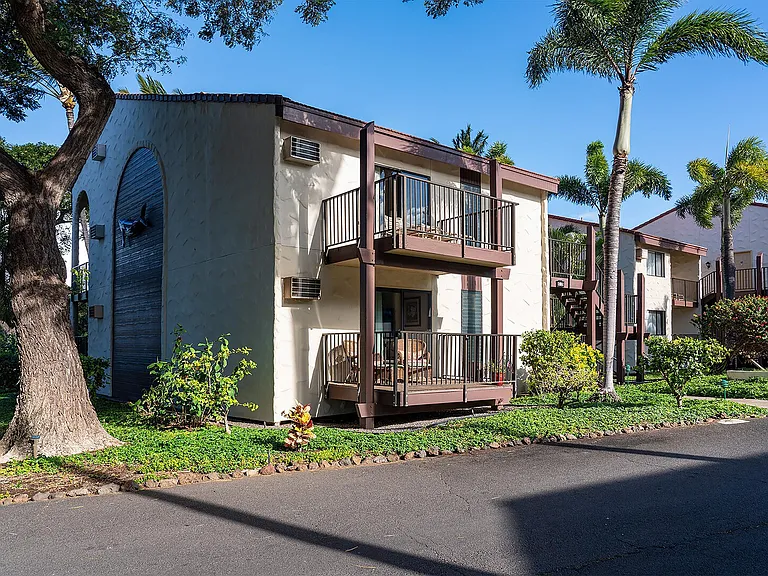 S Kihei Rd — Photo 45