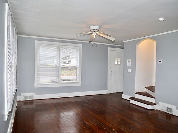 living room_01082023