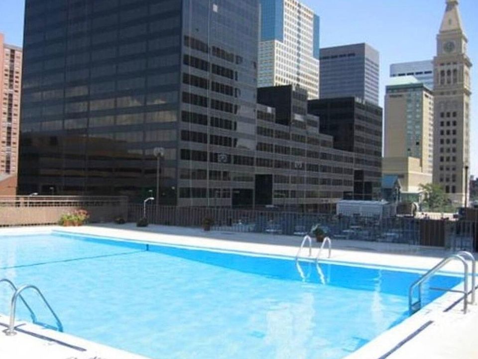 1st image of 1020 15th St APT 15M