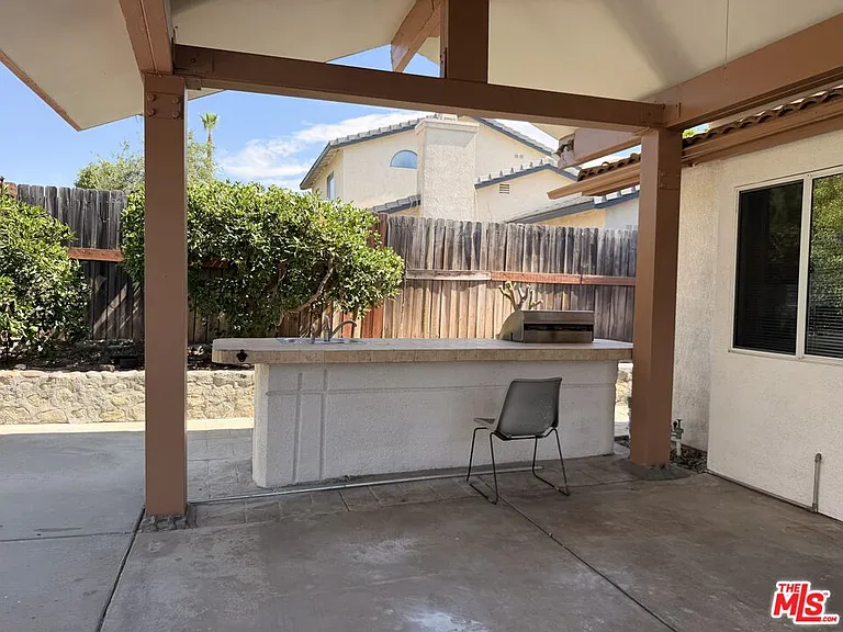 3246 Laurel Ave — Photo 16