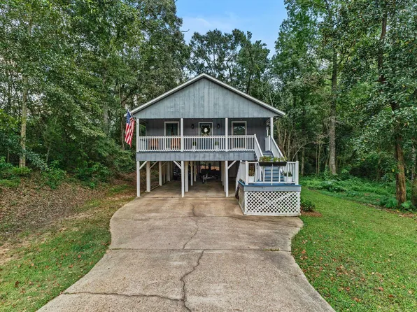 50 Hickory Knl, Hattiesburg, MS 39402