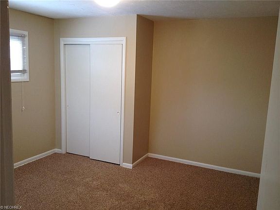 3rd image of 4541 W 146th St