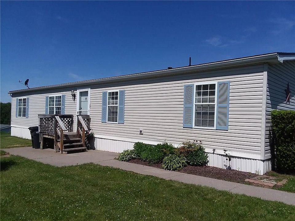 1st image of 127 Kateland Ln