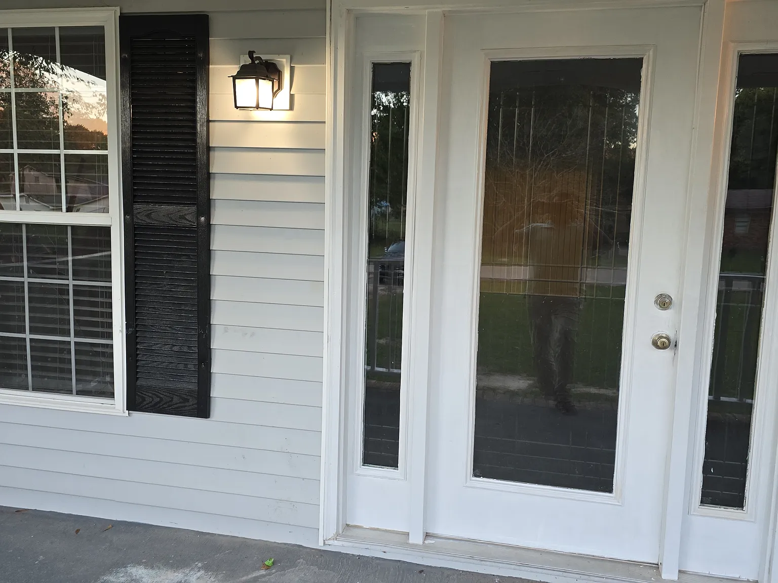 3 bed, 2.0 bath, 1995 sqft, $1,895 — Photo 2