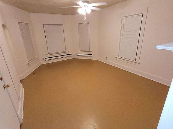 2nd image of 303 E Roosevelt Ave APT 3
