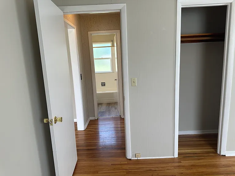 1308 E Alturas St — Photo 11
