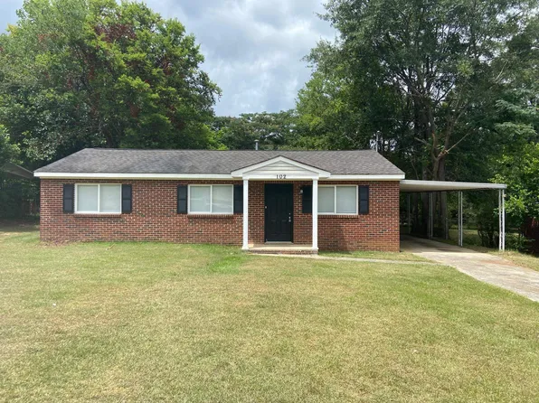 102 Flanders Dr, Warner Robins, GA 31093