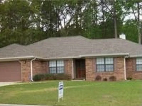 672 Riggins Rd, Tallahassee, FL 32308