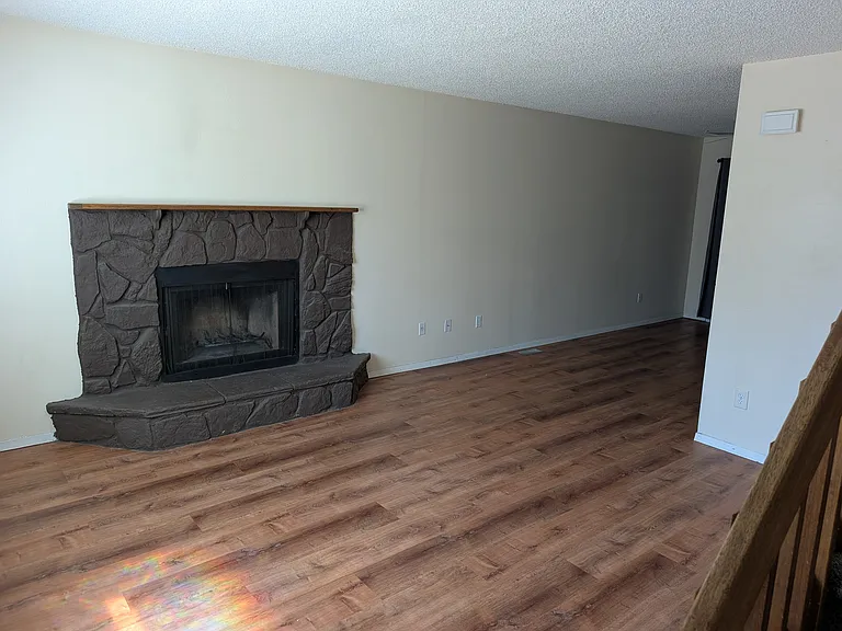 3090 Starlight Cir — Photo 5