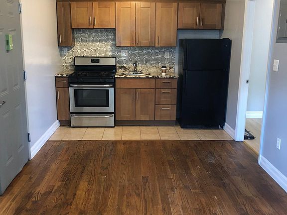 5th image of 729 E 212th St APT 2