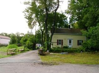 59 Old Webster St, Hanover, MA 02339