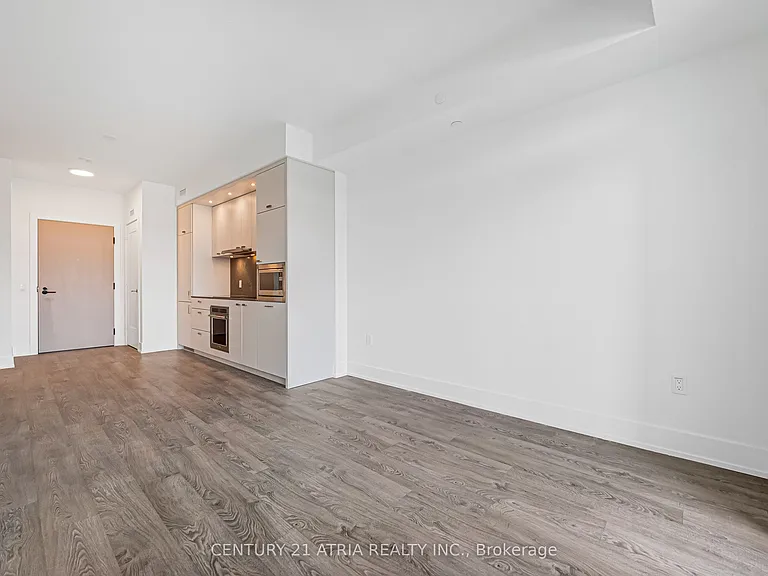 858 Dupont St #318 — Photo 19