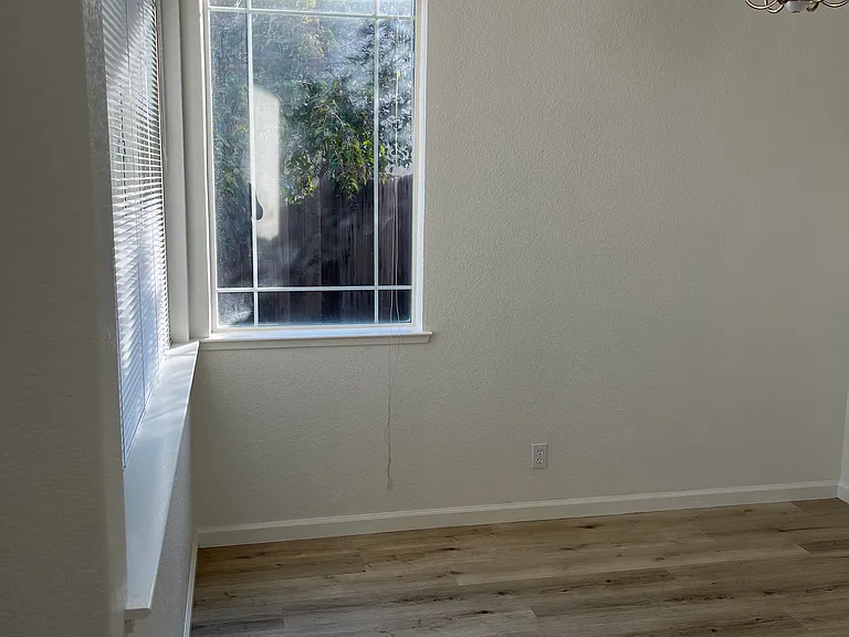 525 Wicklow Dr — Photo 30