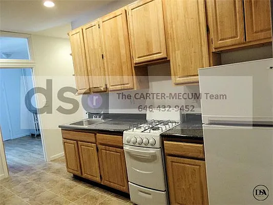 Rented by DSA Realty | media 33