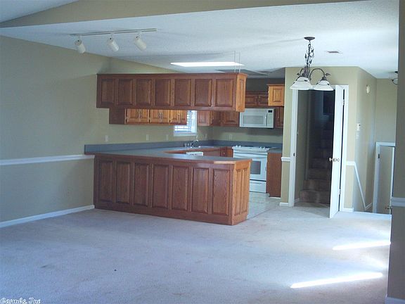 5th image of 129 McNanna Pl