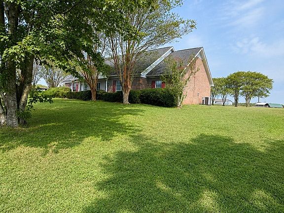 3rd image of 84 Pappas Pond Rd
