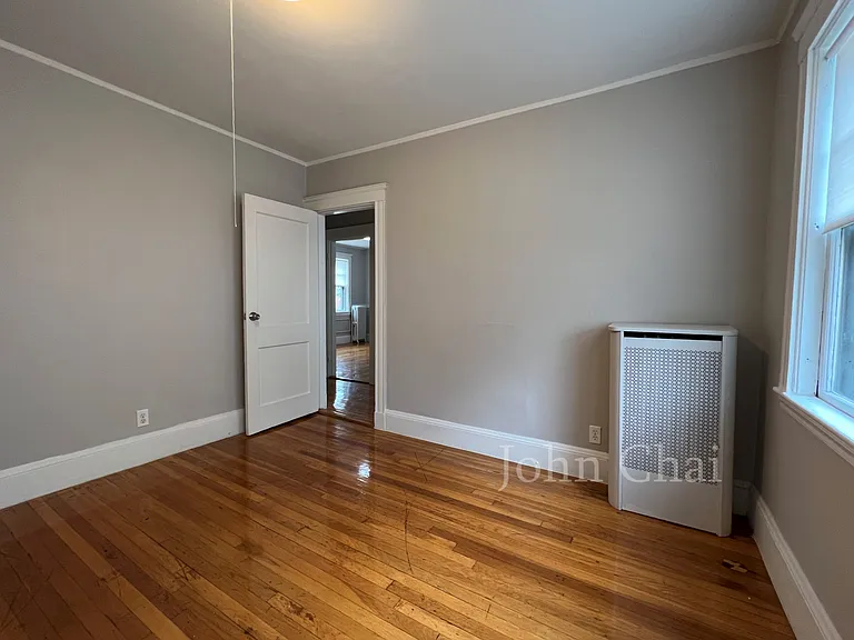 136 Arlington St #1 — Photo 16