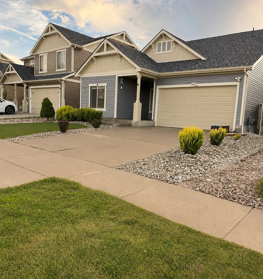 Walden Ct, Denver — Photo 1