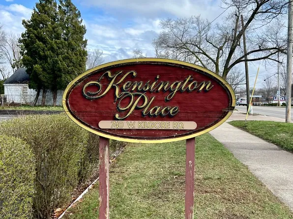 748 W Kilgore Rd APT 308, Kalamazoo, MI 49008