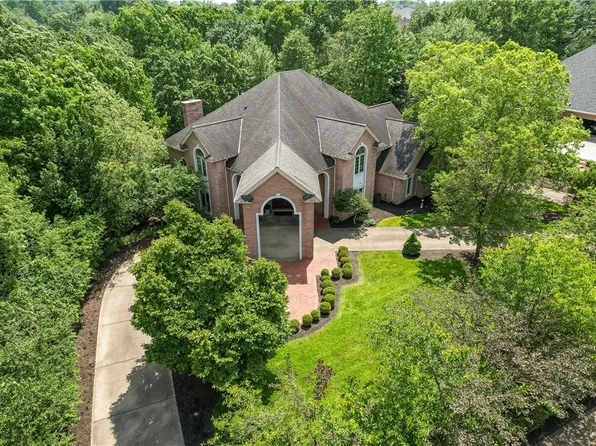 2138 Legran Dr, Gibsonia, PA 15044